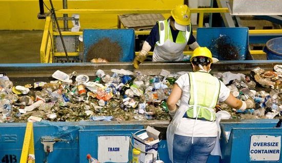 دسته&zwnj; بندی و جداسازی ضایعات